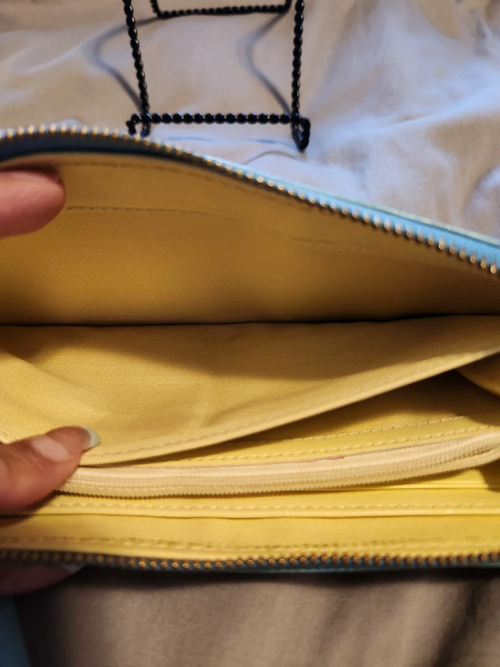 Fossil Women's Zip-Around Wristlet Wallet